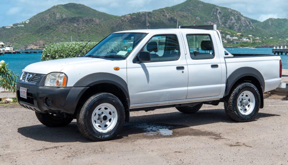 Nissan Frontier – Titi Rent a car