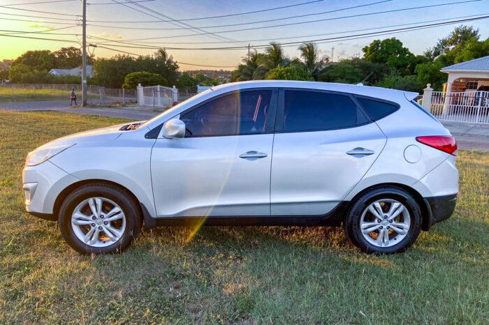 Hyundai Tucson – Sleepover Rentals