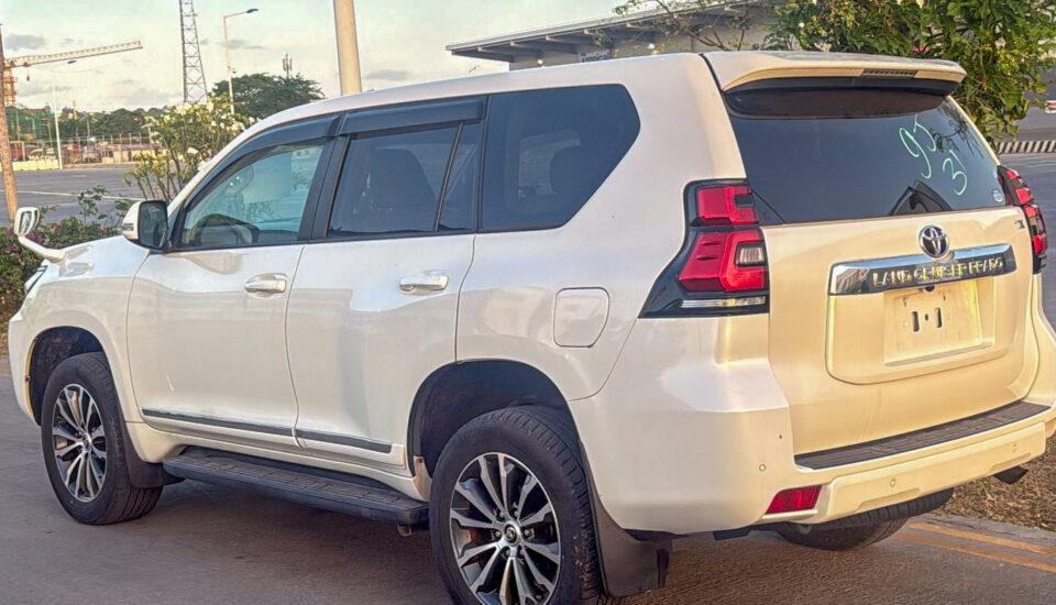 Toyota Prado – DP Rentals