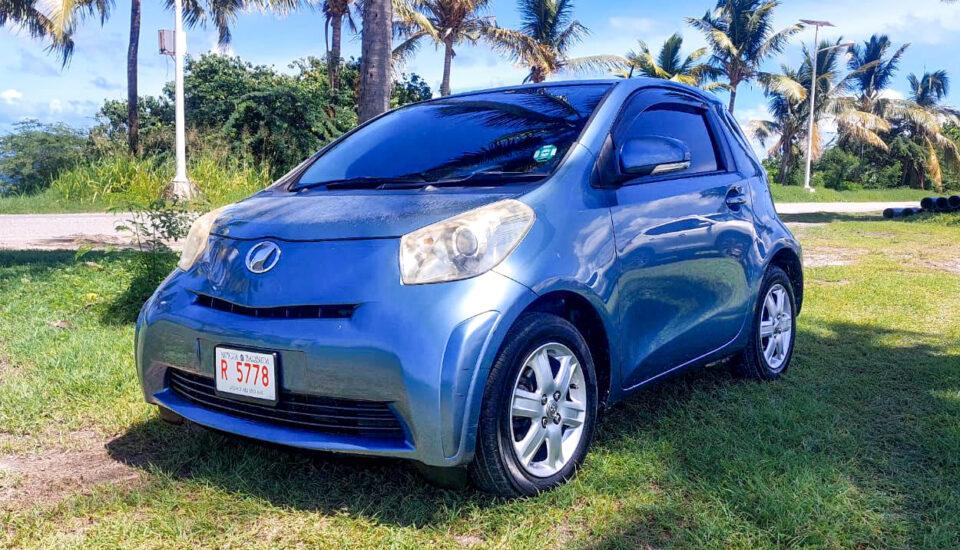 Toyota IQ – SixT’s Rentals